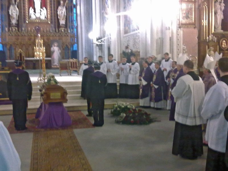 20120328239a.jpg
