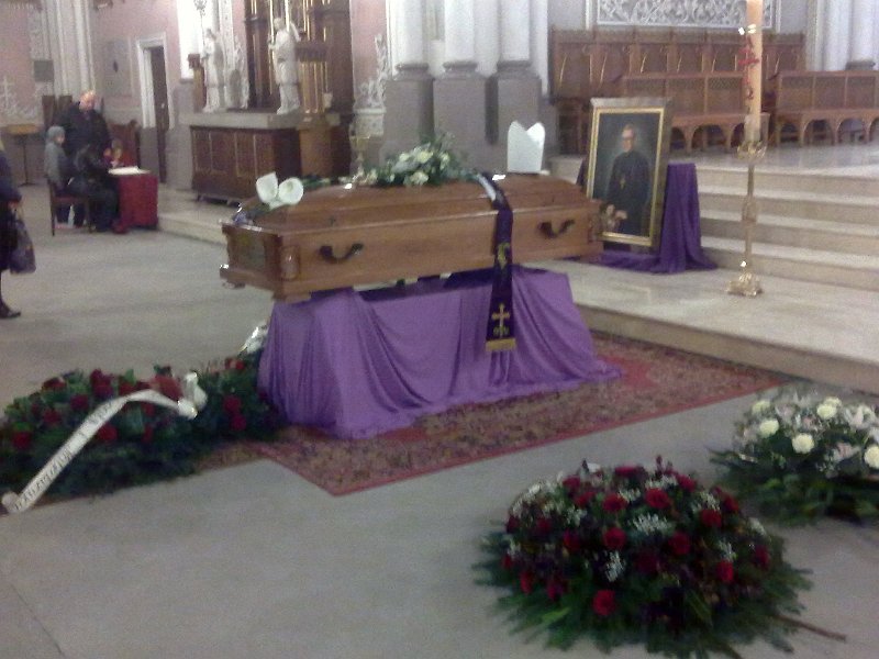 20120328243a.jpg